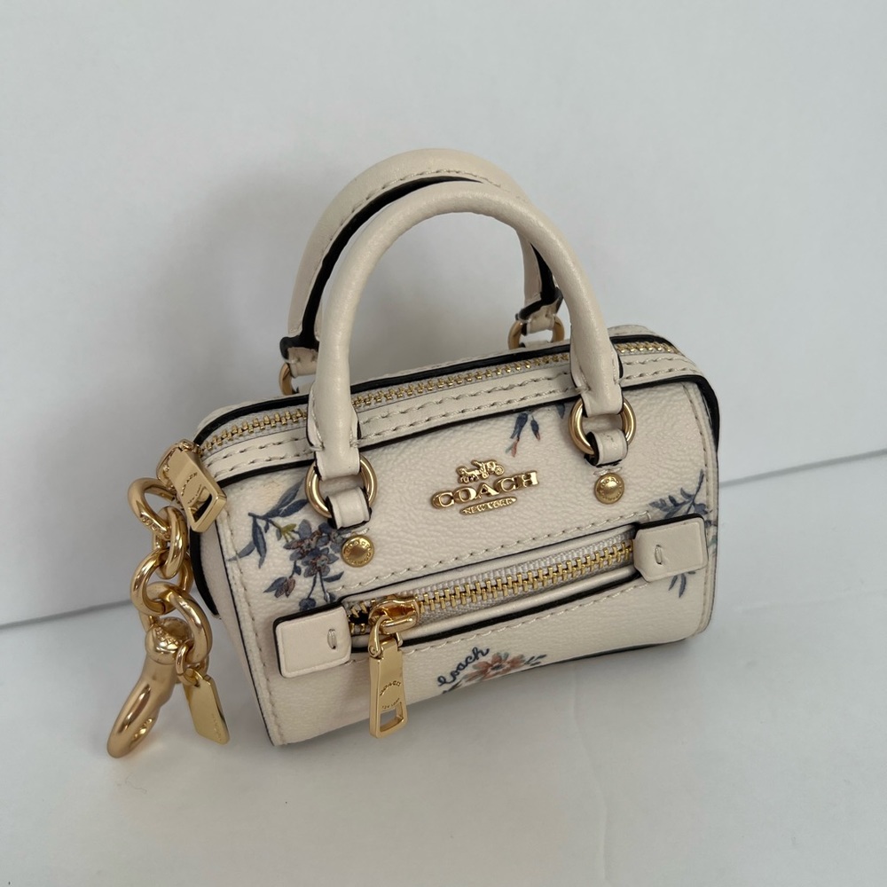 COACH: Coach mini bag 💝 - Picture 1 of 3